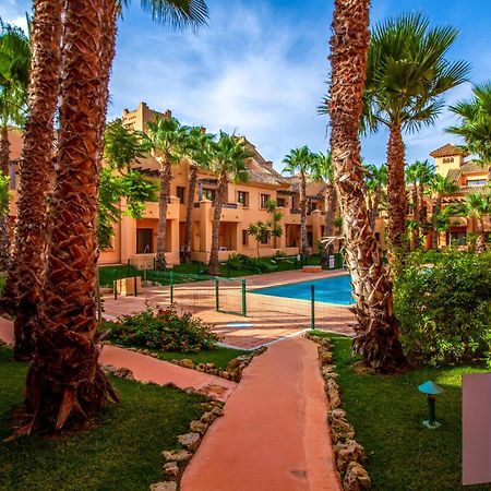 Lovely Apartment In Los Alcazares With Kitchen Exterior photo