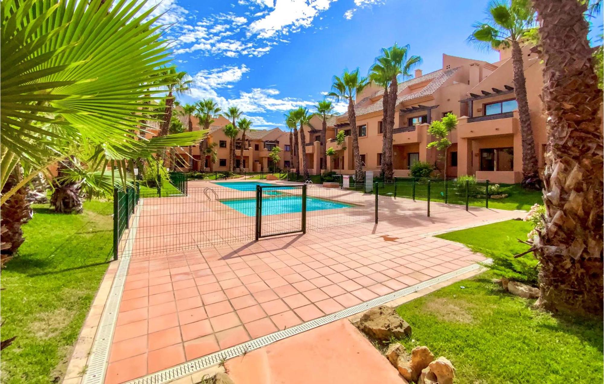 Lovely Apartment In Los Alcazares With Kitchen Exterior photo