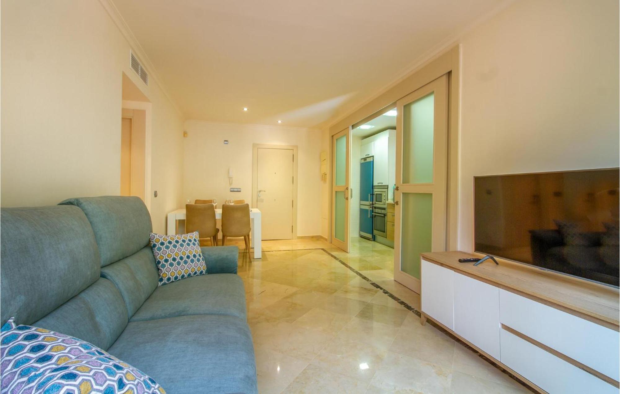 Lovely Apartment In Los Alcazares With Kitchen Exterior photo