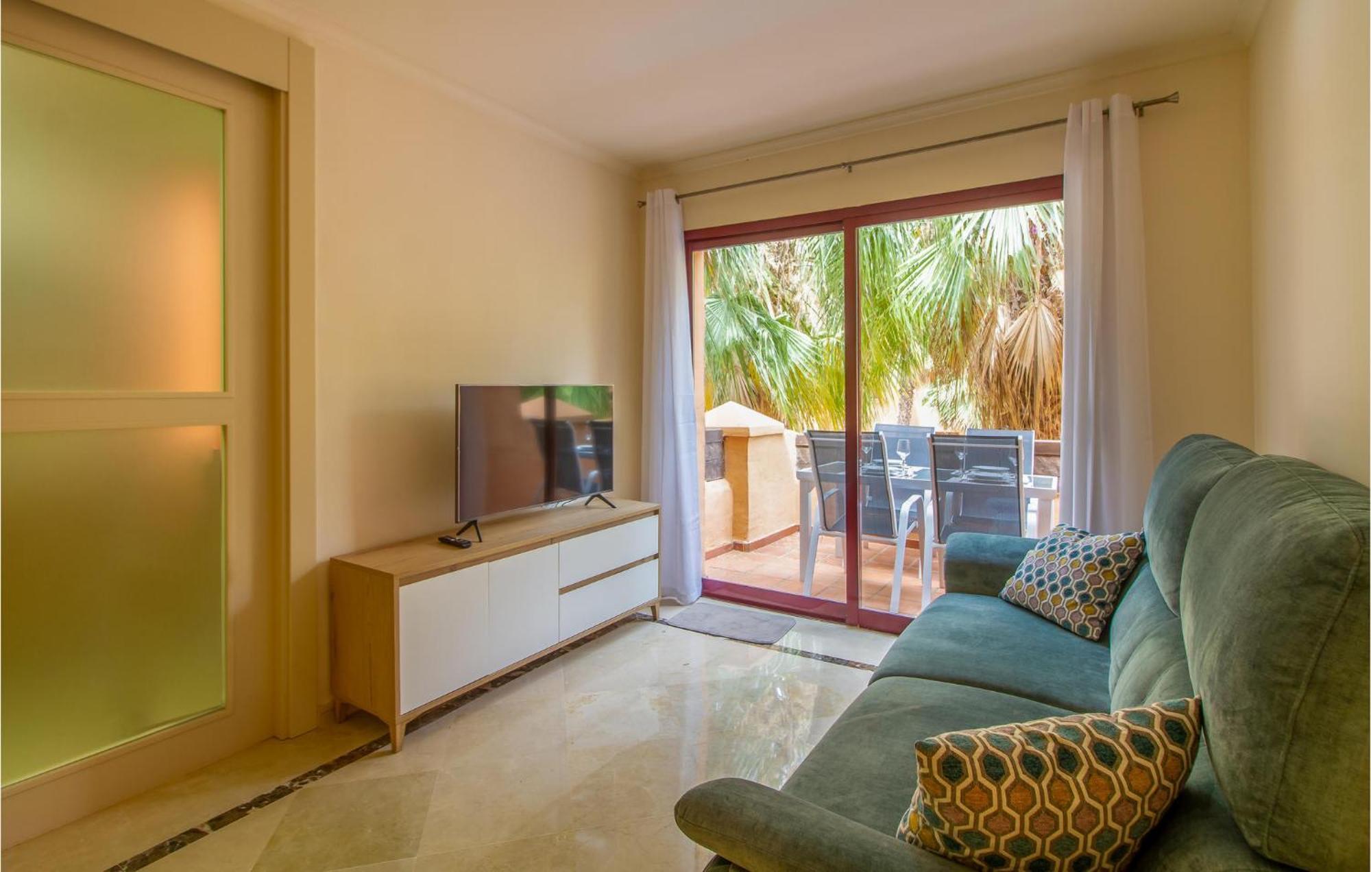Lovely Apartment In Los Alcazares With Kitchen Exterior photo