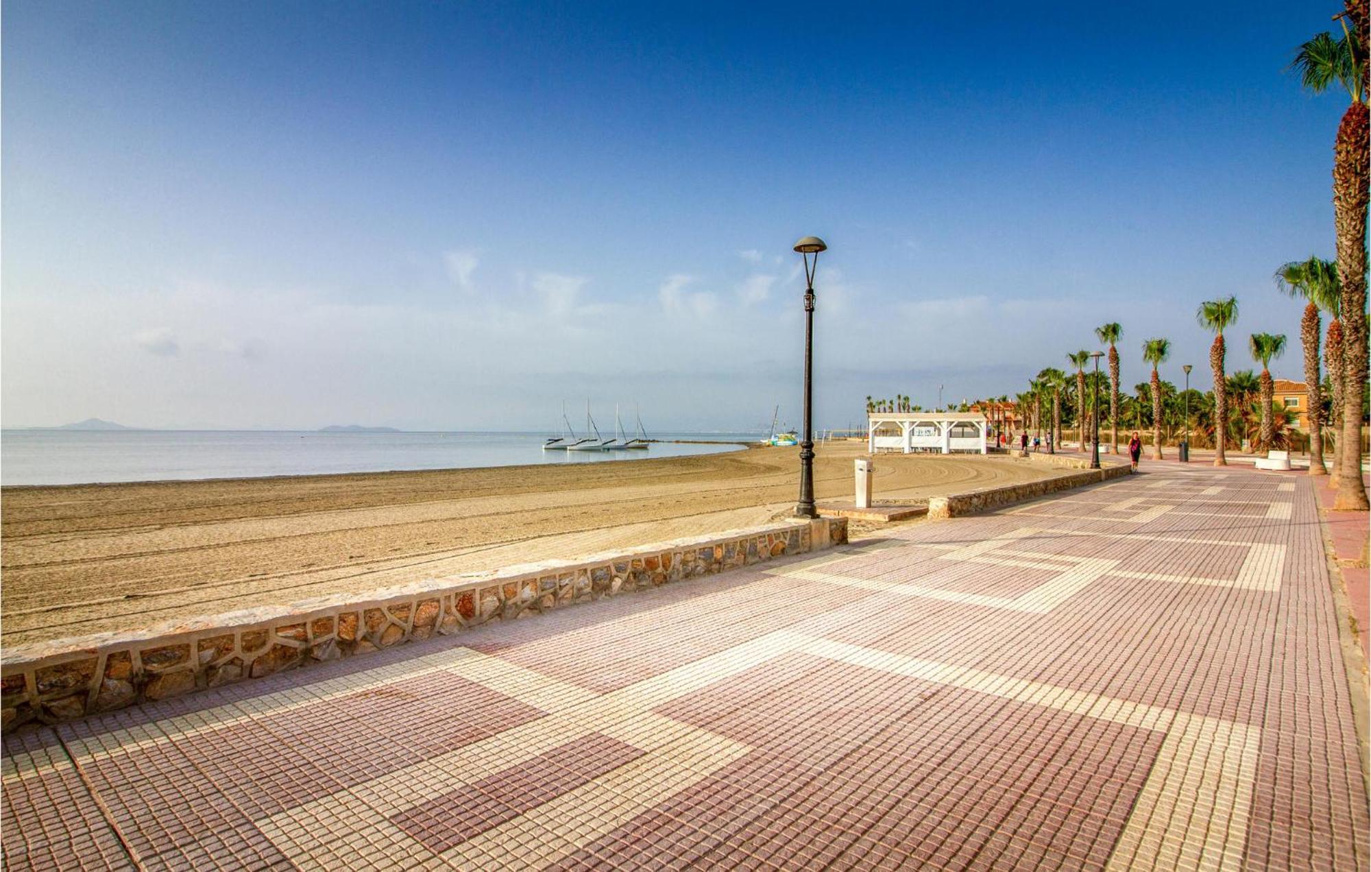 Lovely Apartment In Los Alcazares With Kitchen Exterior photo